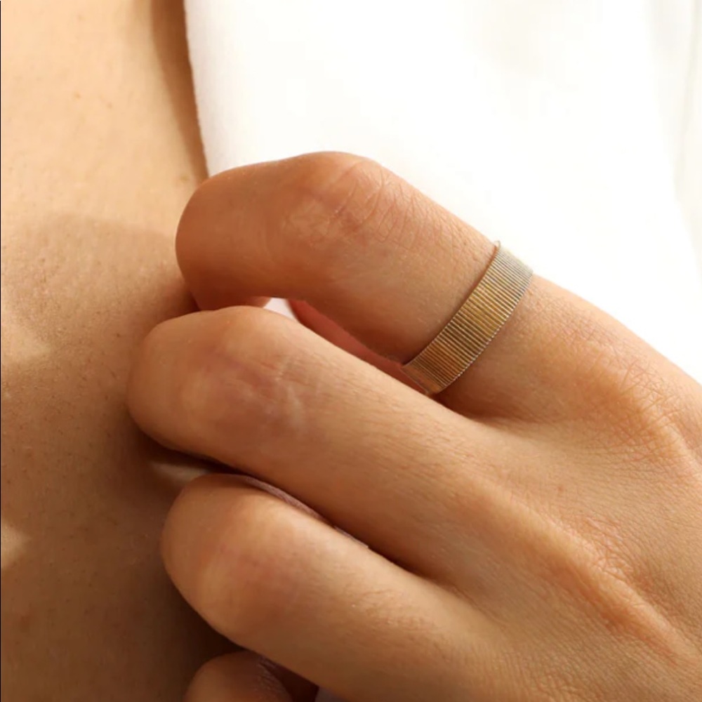 Sarah Elise textured 14k solid gold ring 5mm